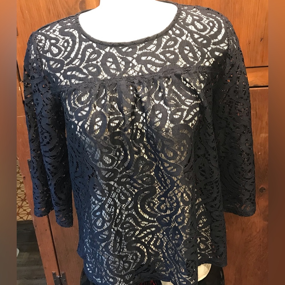 New !  LOFT Navy Blue Lace Top - Size Medium